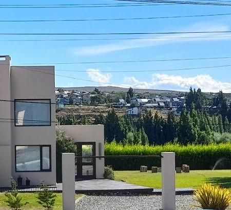 Casa Luminosa Con Parque Y Vista Espectacular Lägenhet El Calafate Exteriör bild