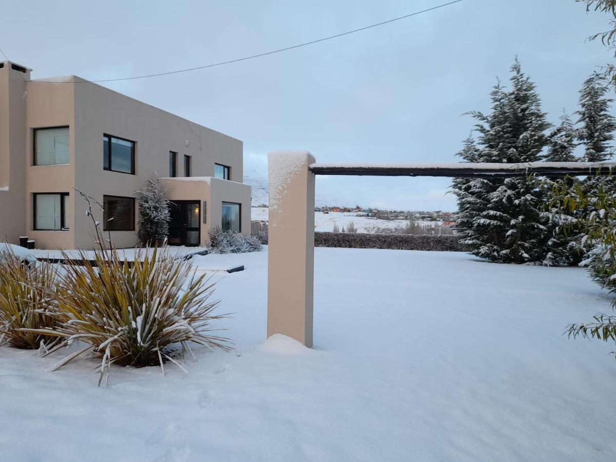 Casa Luminosa Con Parque Y Vista Espectacular Lägenhet El Calafate Exteriör bild